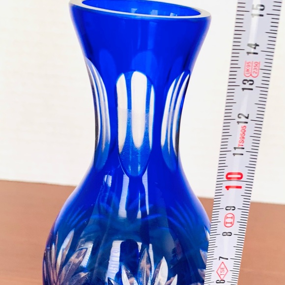 Gorgeous cobalt blue cut-to-clear real crystal carafe & 2 cordials shot glasses - Picture 3 of 4